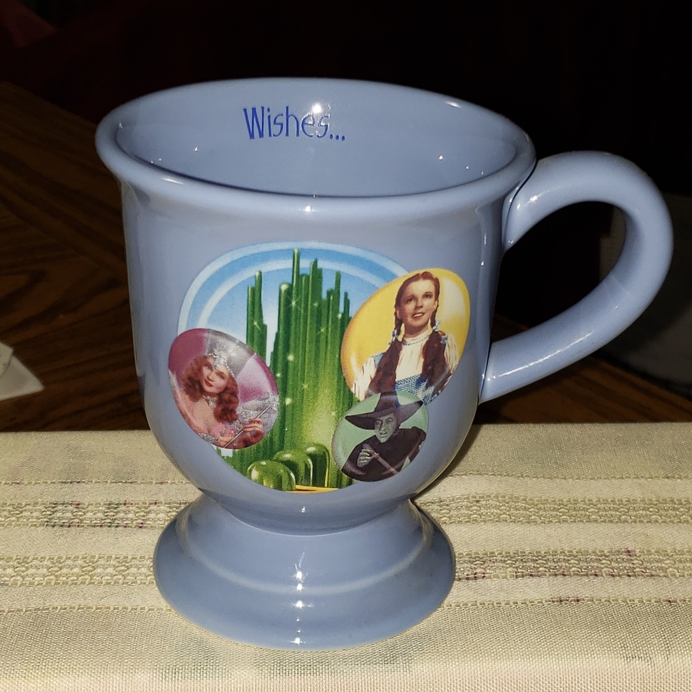 Vintage WIZARD OF OZ Pedestal Mug